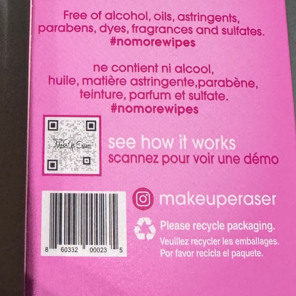 💖✨ The Original Makeup Eraser – Pink Edition | Eco-Chic Skincare Essential ✨💖 - Picture 10 of 16